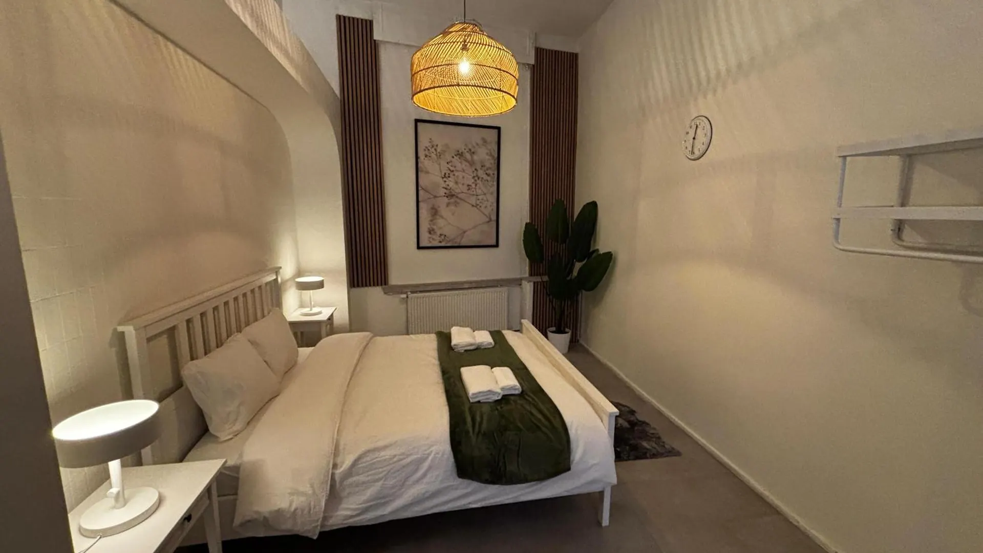 Apartment 6 Stylish & Comfortable Studios , Heart Of Gent