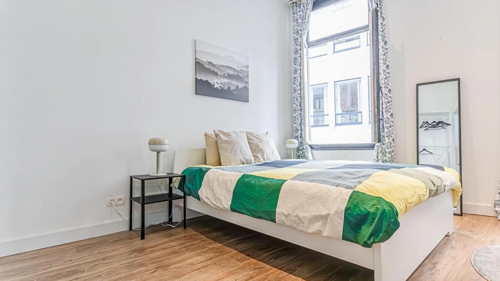 Apartment 6 Stylish & Comfortable Studios , Heart Of Gent Belgium