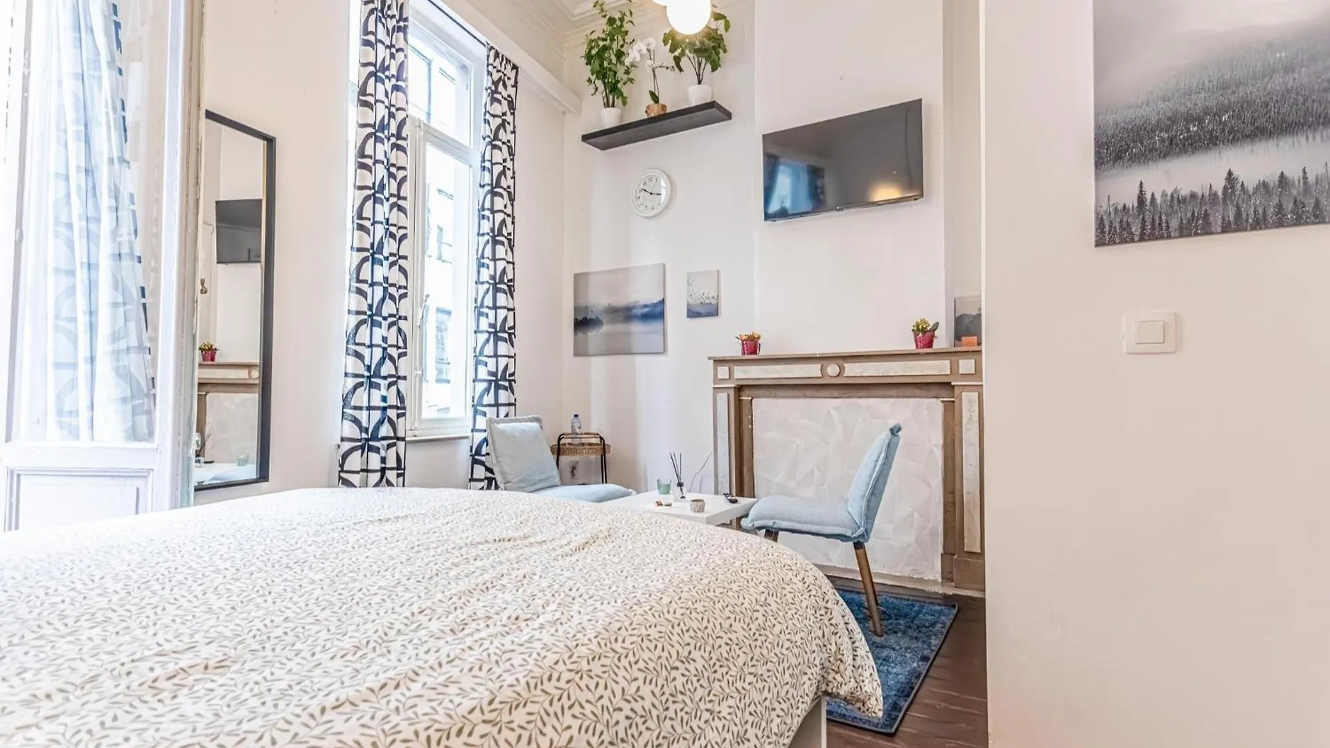 Apartment 6 Stylish & Comfortable Studios , Heart Of Gent